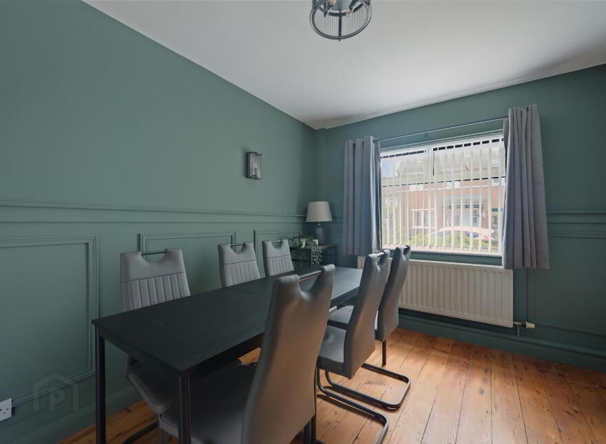 27 Lisavon Drive, Belfast, BT4 1LJ