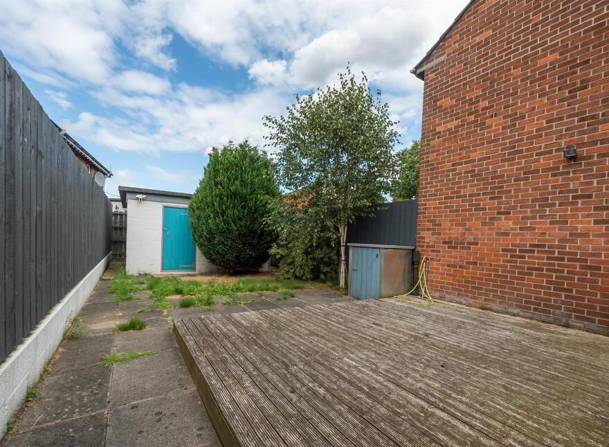 27 Lisavon Drive, Belfast, BT4 1LJ
