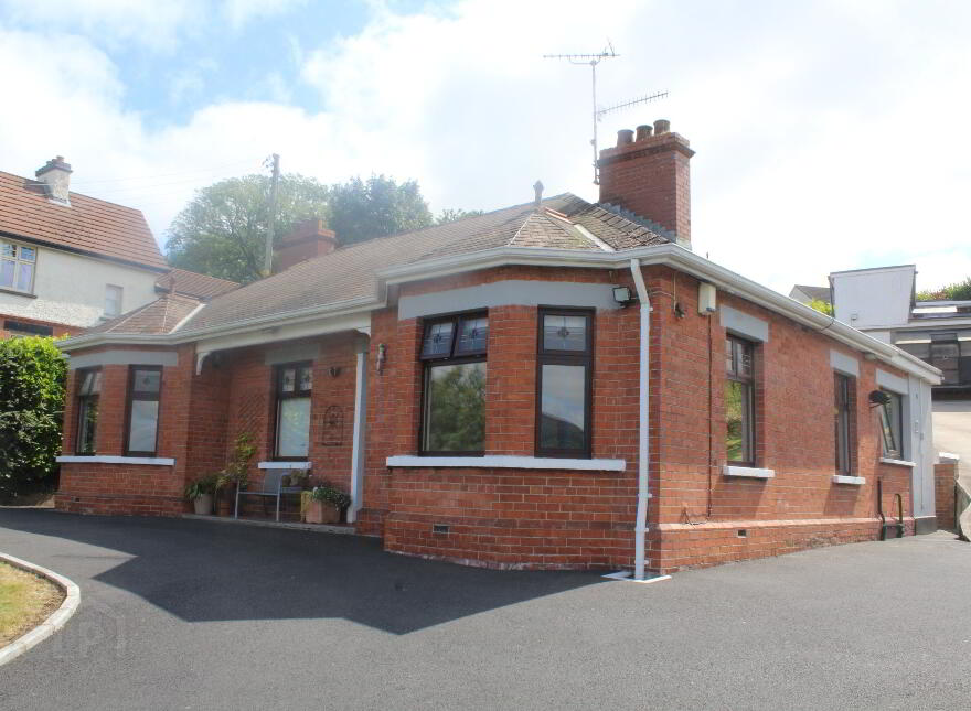 Hillcombe, 23 Arthur Street, Newry, BT34 1HR