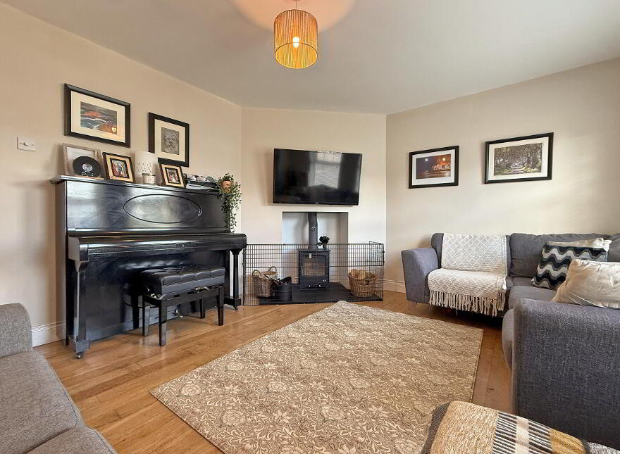 60 Glenmanus Road, Portrush, BT56 8HU