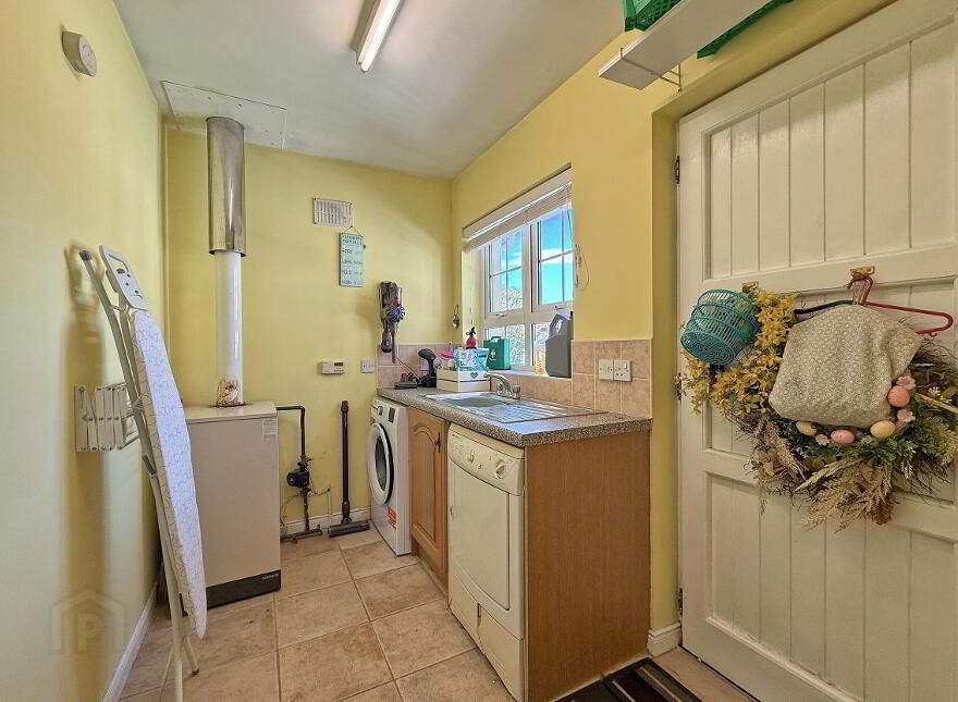 60 Glenmanus Road, Portrush, BT56 8HU