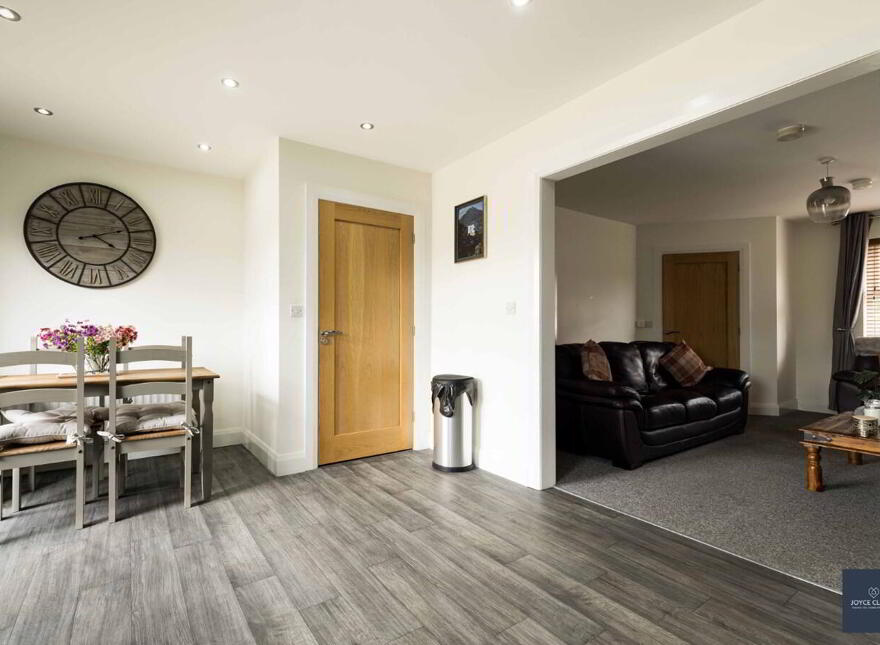 56 Nicholson Green, Donaghcloney, BT66 7UY