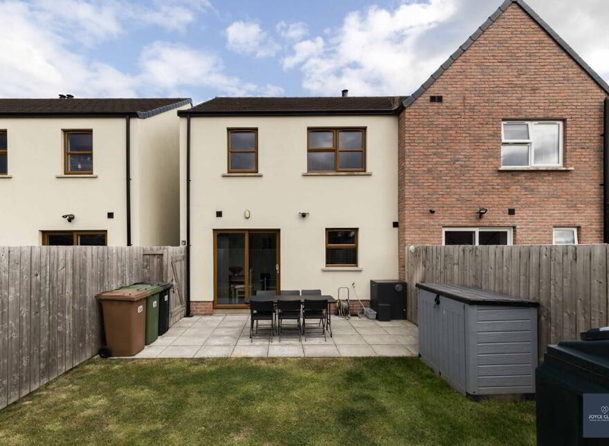 56 Nicholson Green, Donaghcloney, BT66 7UY