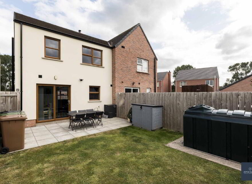56 Nicholson Green, Donaghcloney, BT66 7UY