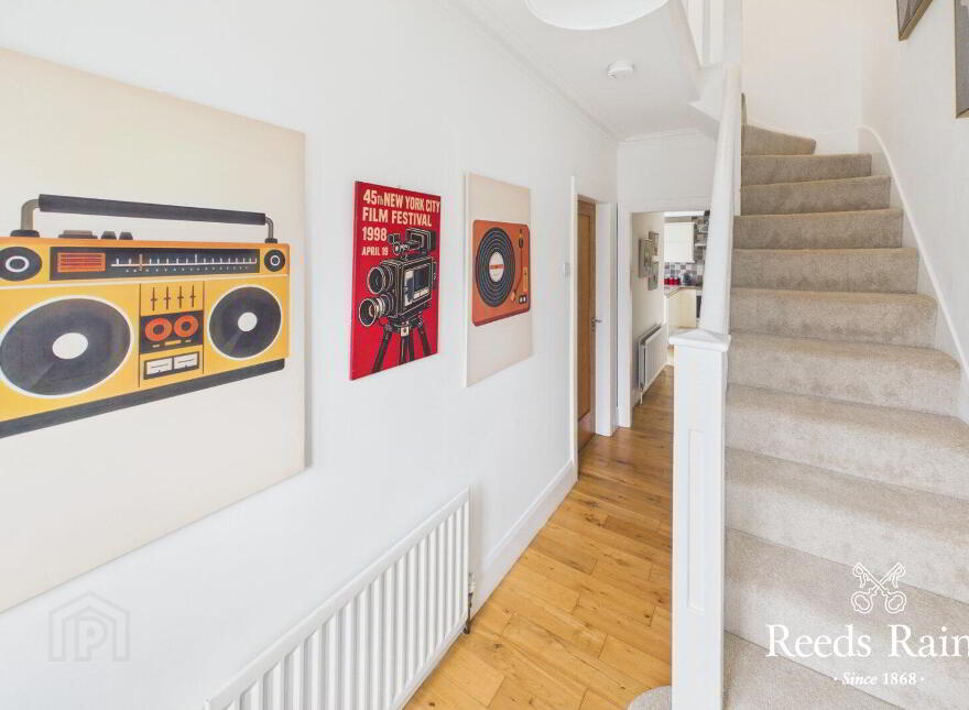 2 Loopland Park, Belfast, BT6 9DY