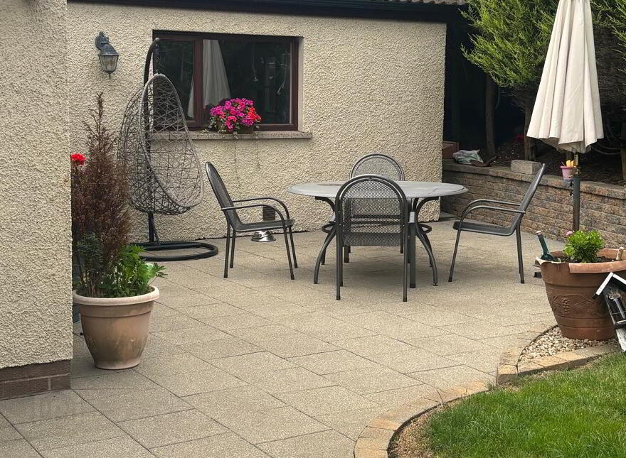 4 Collinvale, Green Road, Ballyclare, BT39 9PL