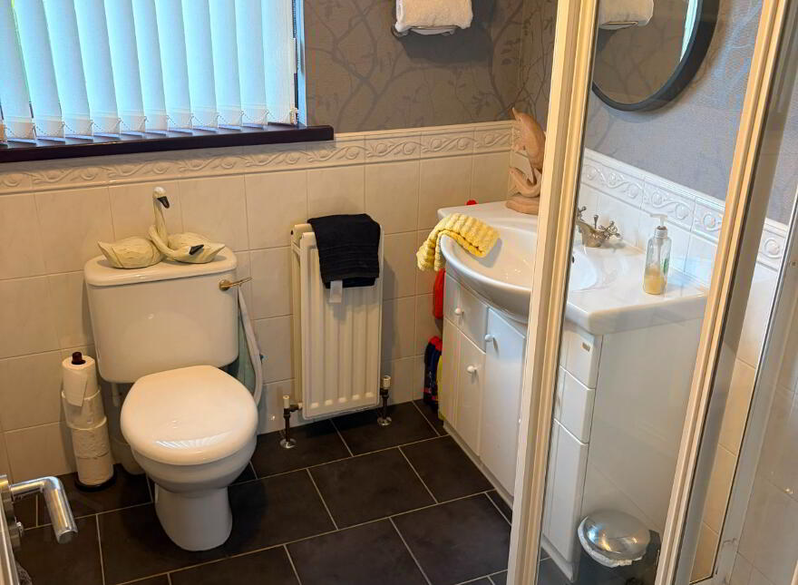 4 Collinvale, Green Road, Ballyclare, BT39 9PL