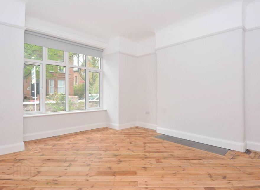 6 Chlorine Gardens, Belfast, BT9 5DJ