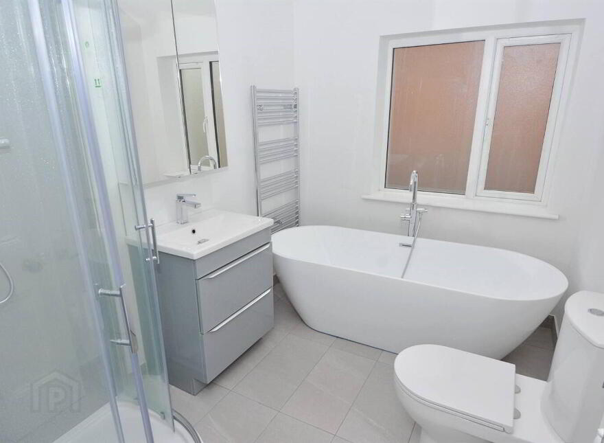 6 Chlorine Gardens, Belfast, BT9 5DJ