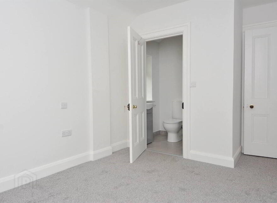 6 Chlorine Gardens, Belfast, BT9 5DJ