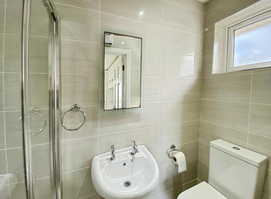 5 Ashthorpe, Londonderry, BT47 2DH
