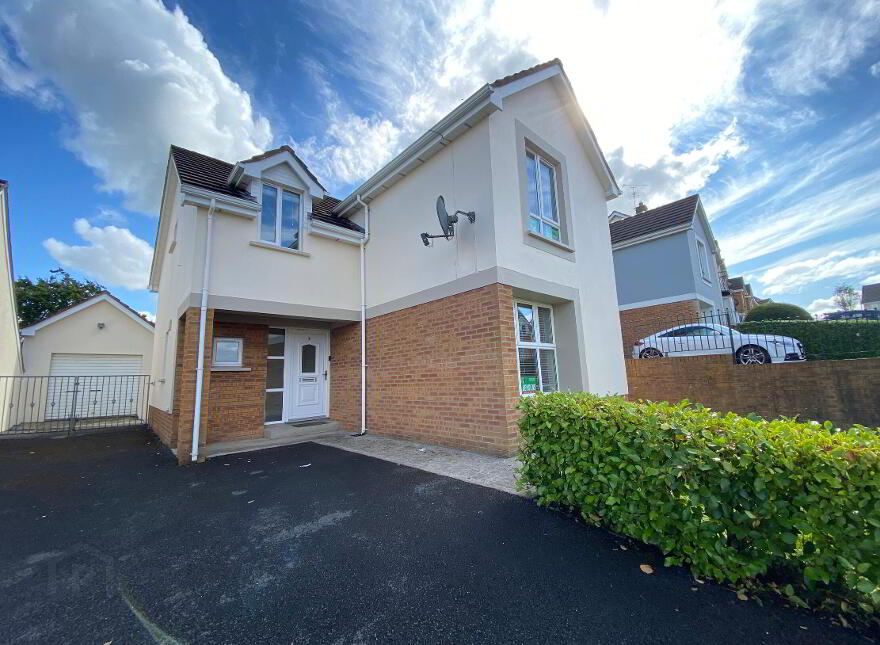 5 Ashthorpe, Londonderry, BT47 2DH