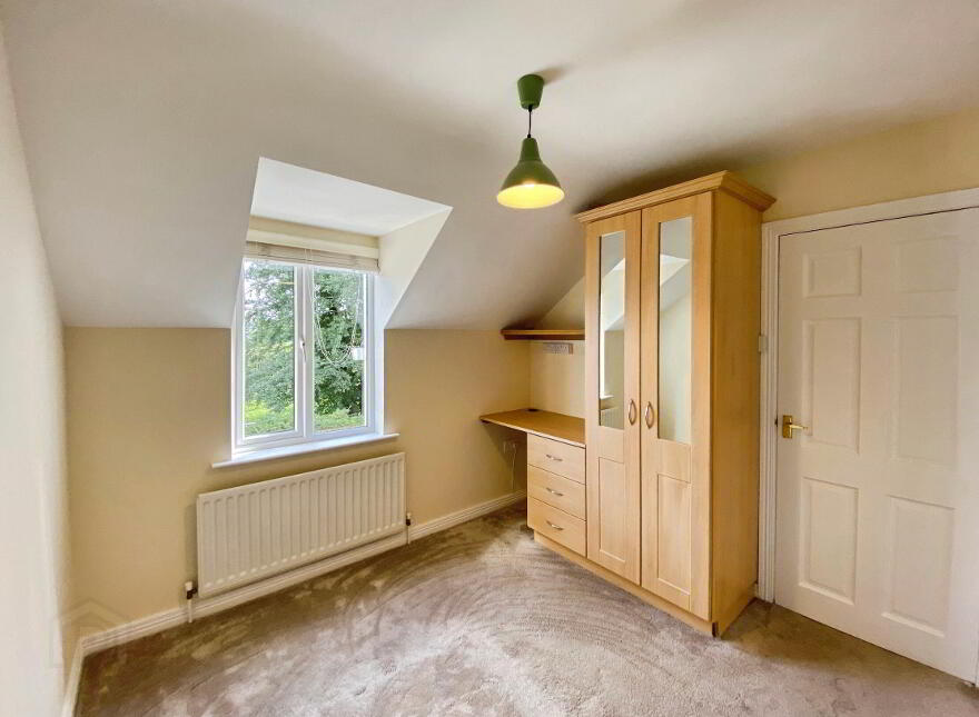 5 Ashthorpe, Londonderry, BT47 2DH
