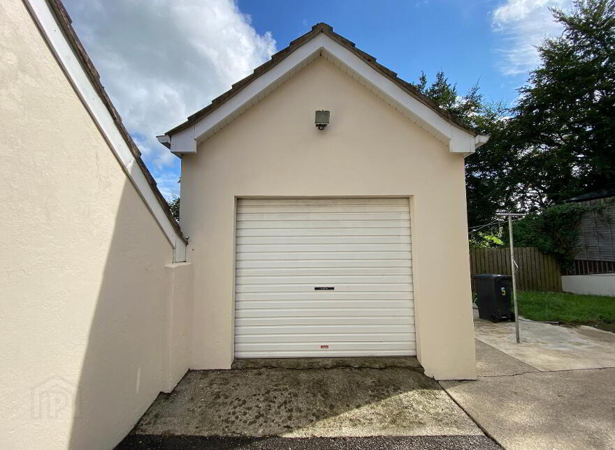 5 Ashthorpe, Londonderry, BT47 2DH