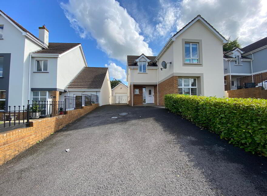 5 Ashthorpe, Londonderry, BT47 2DH
