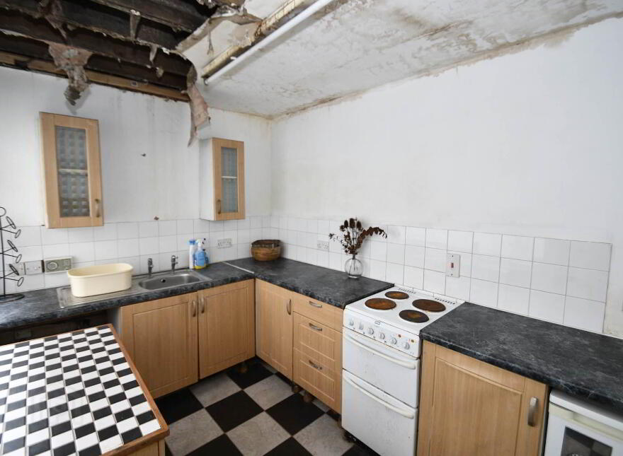 42 Orient Gardens, Cliftonville Road, Belfast, BT14 6LH