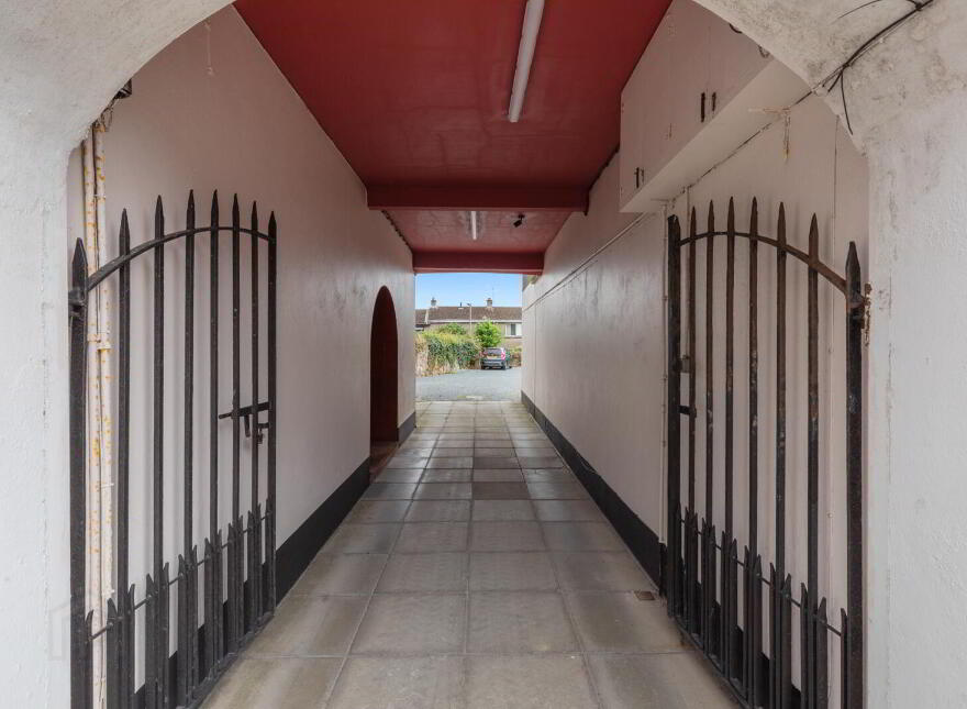 31 Shore Road, Holywood, BT18 9HX