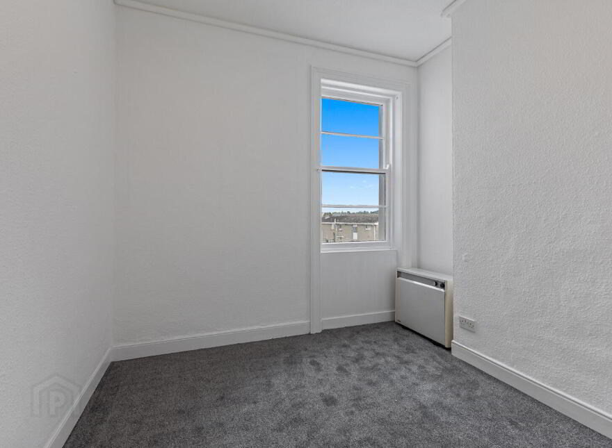 31 Shore Road, Holywood, BT18 9HX