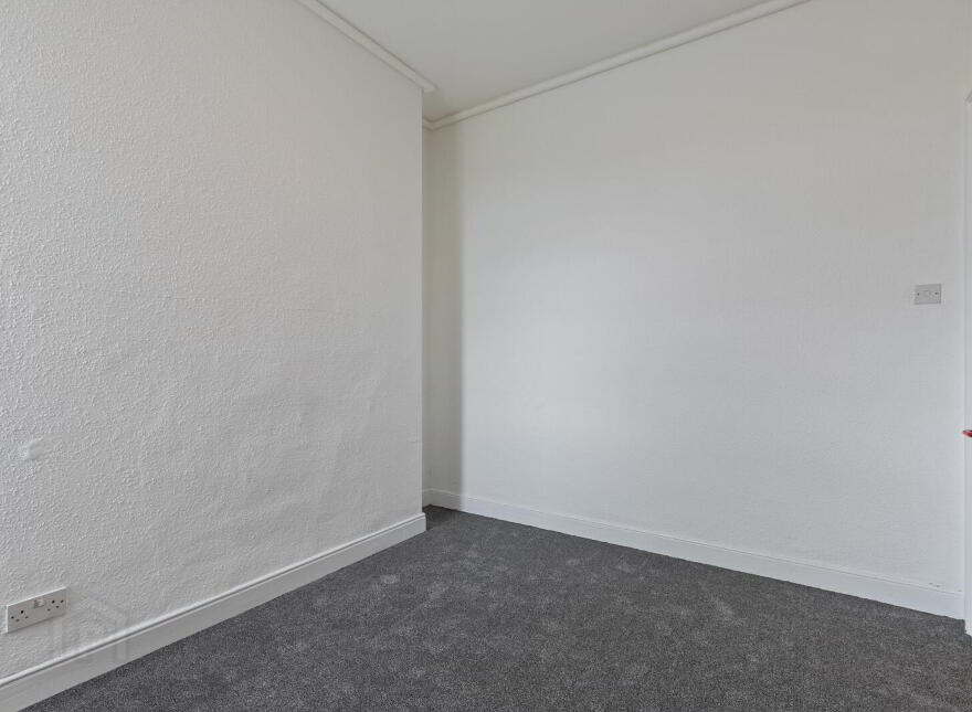 31 Shore Road, Holywood, BT18 9HX