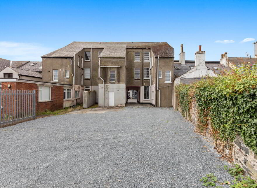 31 Shore Road, Holywood, BT18 9HX