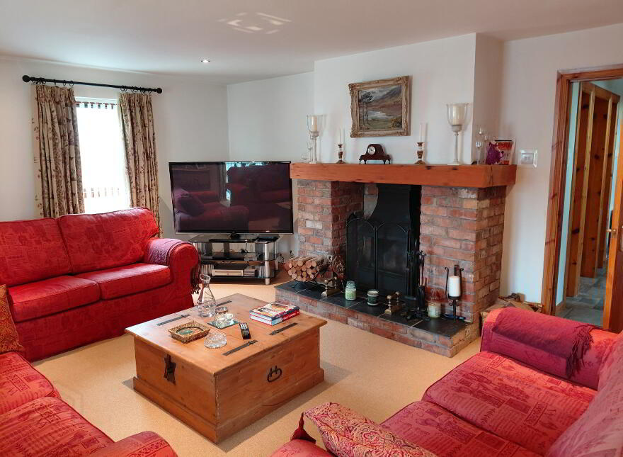 27 Elm Park, Moneymore, BT45 7SJ