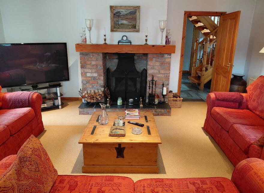 27 Elm Park, Moneymore, BT45 7SJ