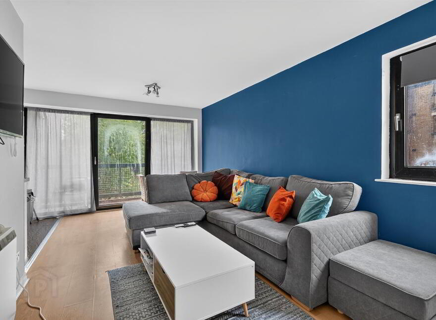 29 Balmoral Court, Belfast, BT9 7GR