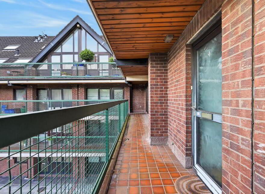29 Balmoral Court, Belfast, BT9 7GR