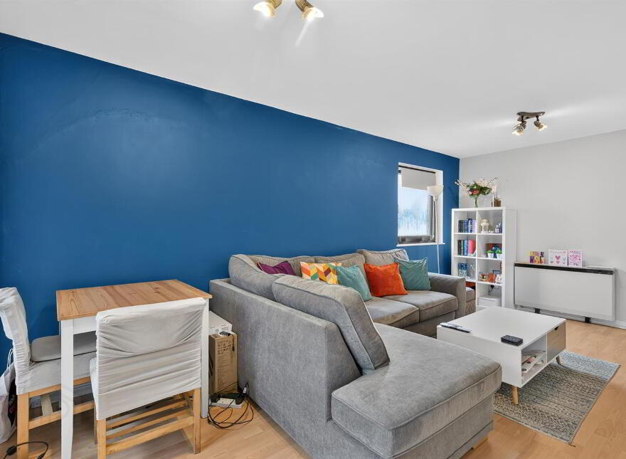 29 Balmoral Court, Belfast, BT9 7GR