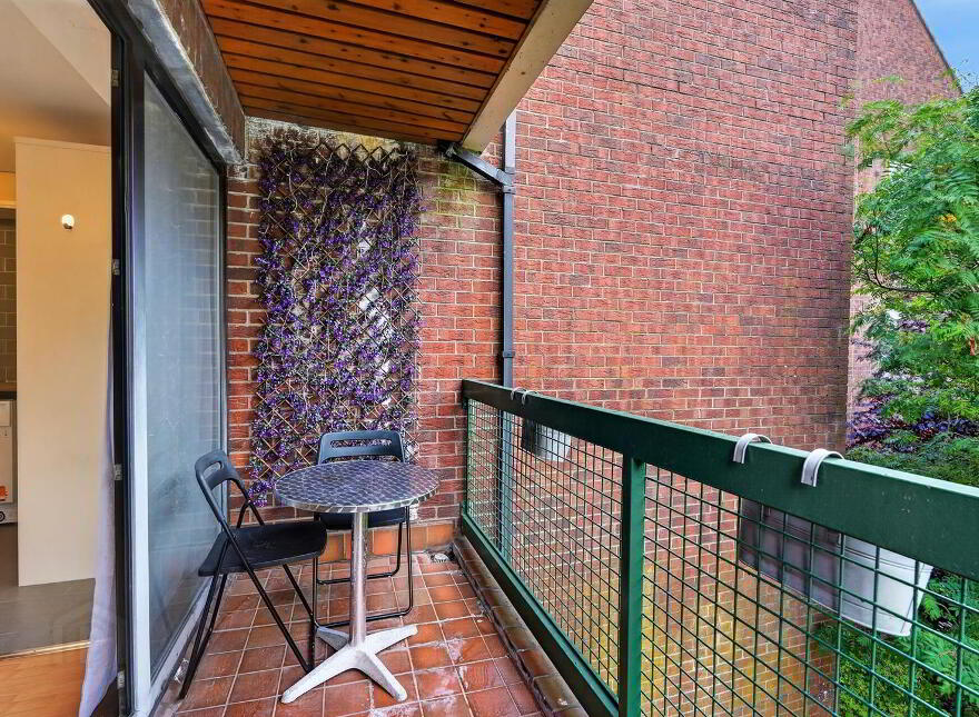 29 Balmoral Court, Belfast, BT9 7GR