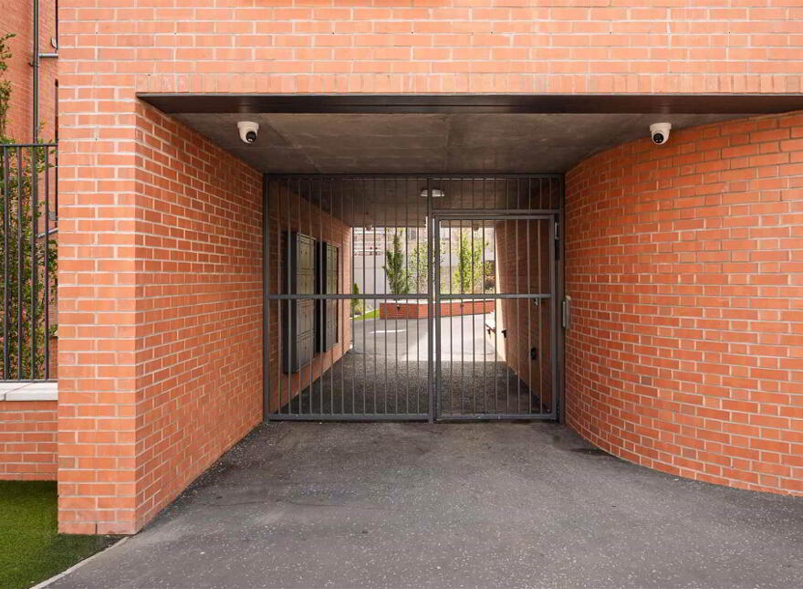 Apt 1, 4 Dayton Street, Belfast, BT13 2BX