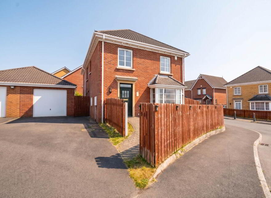 66 Lagmore View Road, Belfast, BT17 0FR