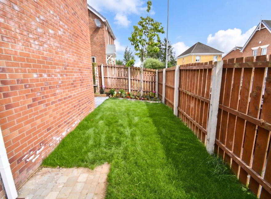 66 Lagmore View Road, Belfast, BT17 0FR