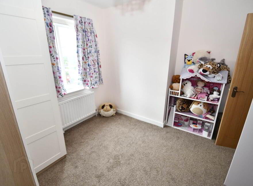 66 Lagmore View Road, Belfast, BT17 0FR