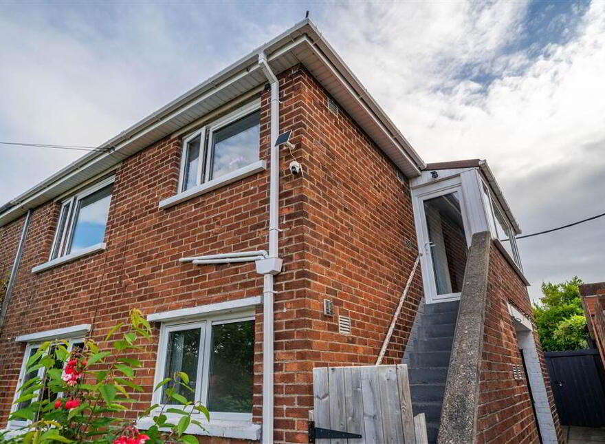 7 Churchill Park, Bangor, BT20 5RL