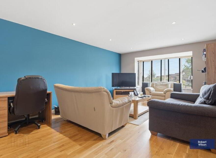 10 Waringfield Avenue, Moira, BT67 0FA