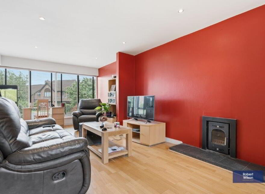 10 Waringfield Avenue, Moira, BT67 0FA