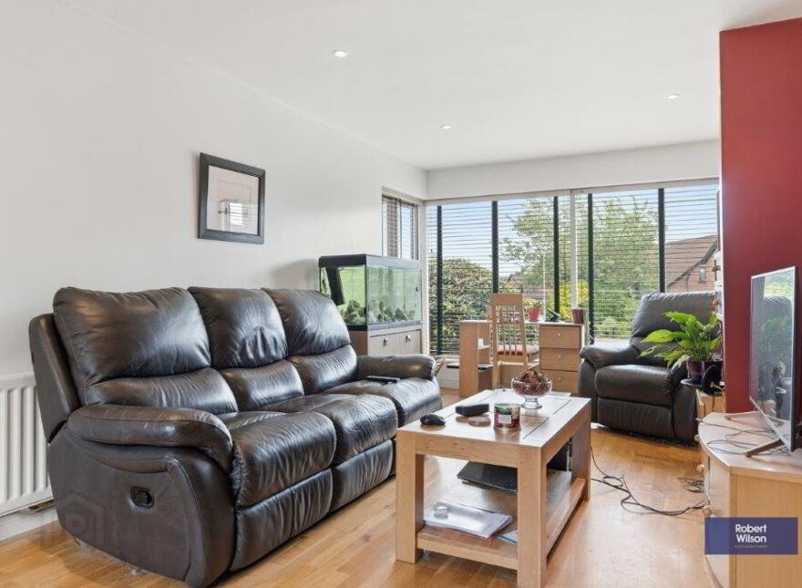 10 Waringfield Avenue, Moira, BT67 0FA