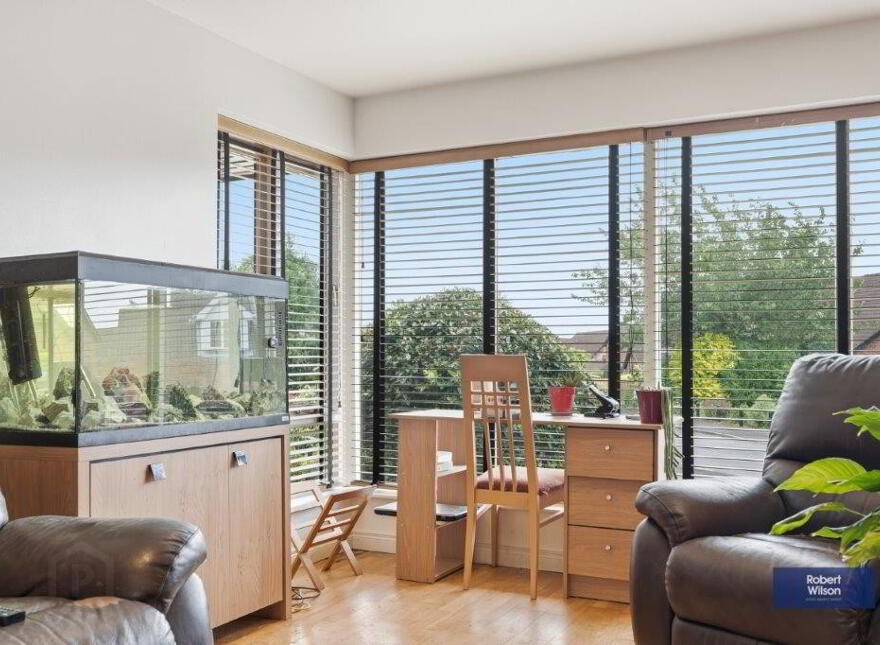 10 Waringfield Avenue, Moira, BT67 0FA