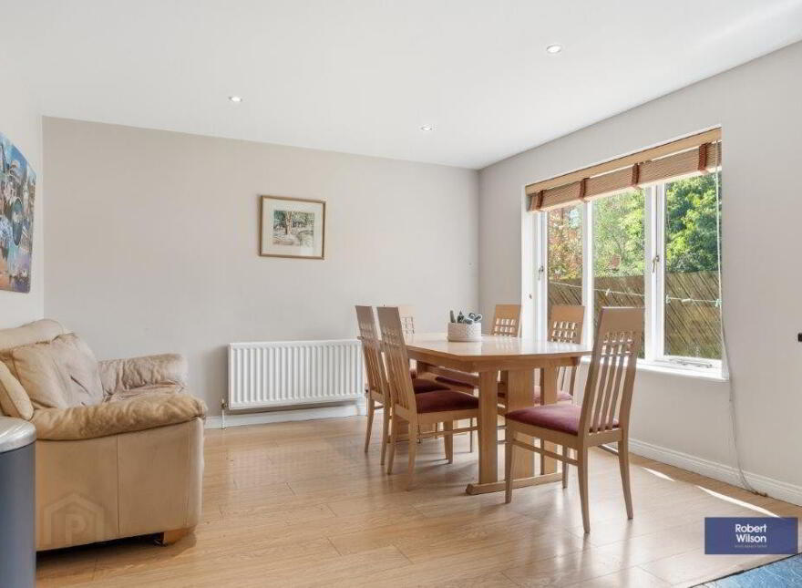 10 Waringfield Avenue, Moira, BT67 0FA