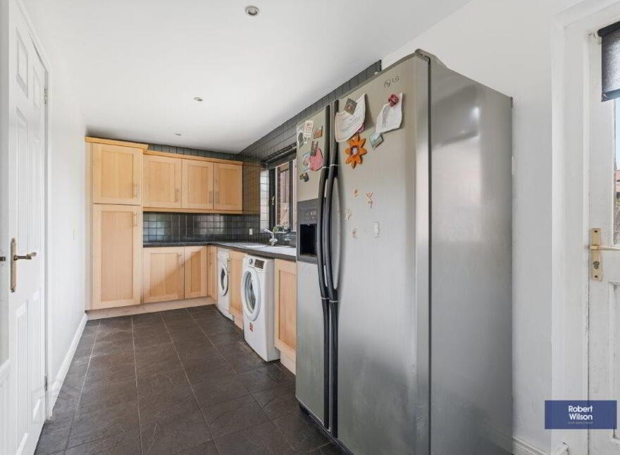 10 Waringfield Avenue, Moira, BT67 0FA