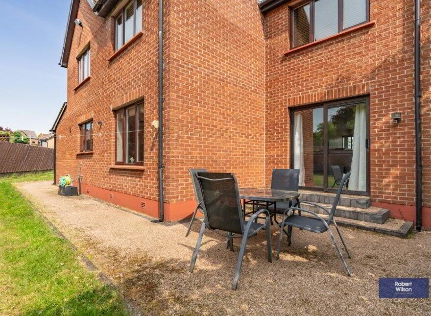 10 Waringfield Avenue, Moira, BT67 0FA