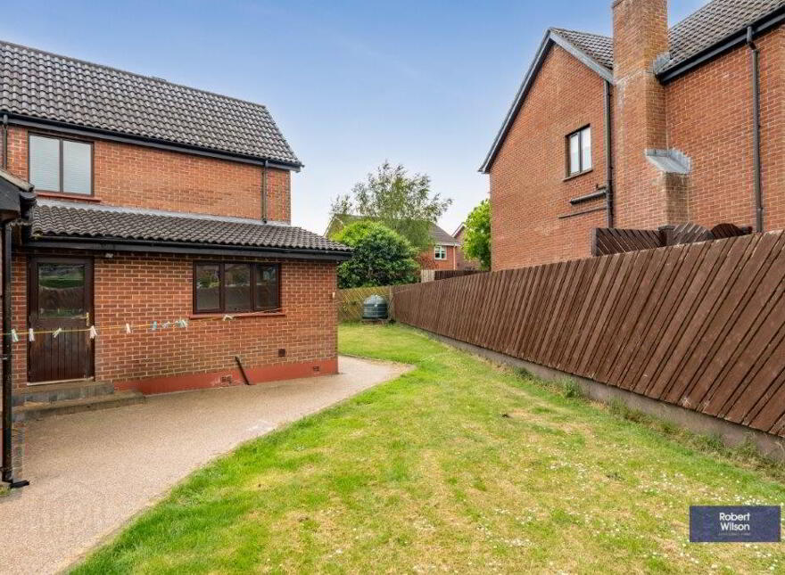 10 Waringfield Avenue, Moira, BT67 0FA