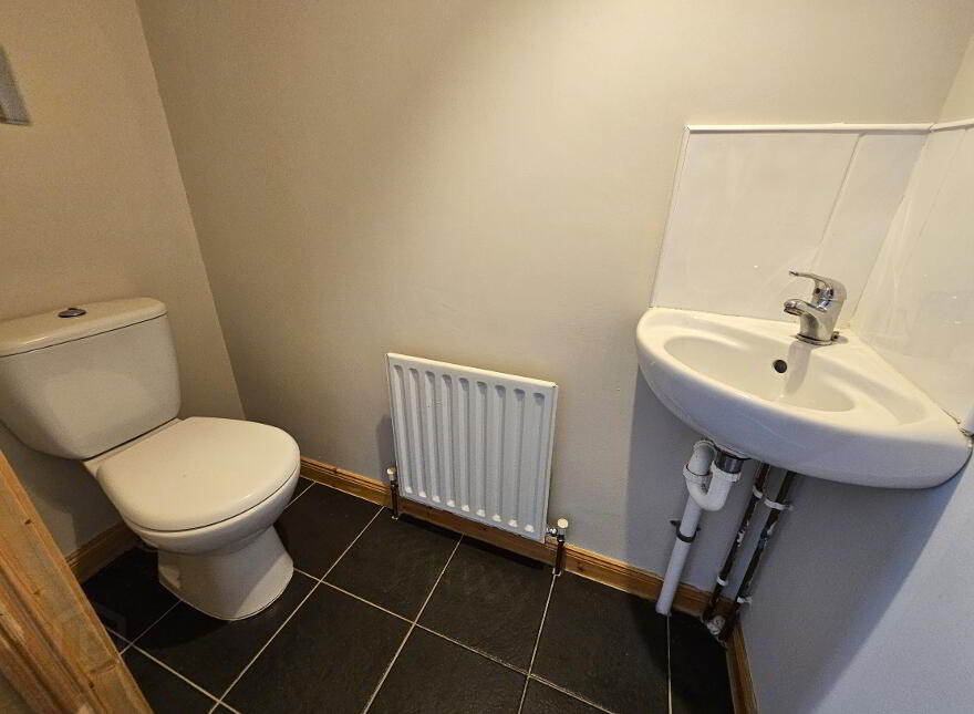 43 Niblock Oaks, Antrim, BT41 2DJ