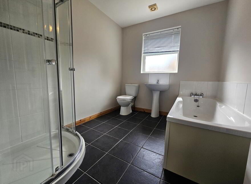 43 Niblock Oaks, Antrim, BT41 2DJ