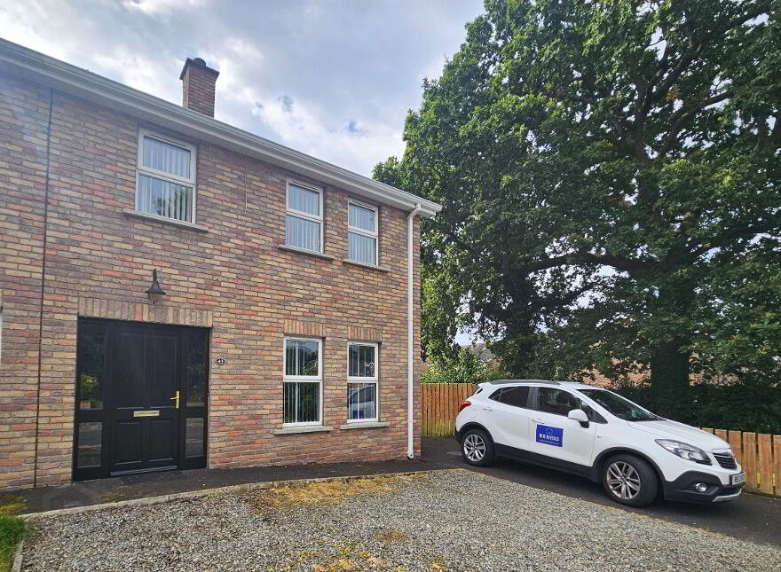 43 Niblock Oaks, Antrim, BT41 2DJ