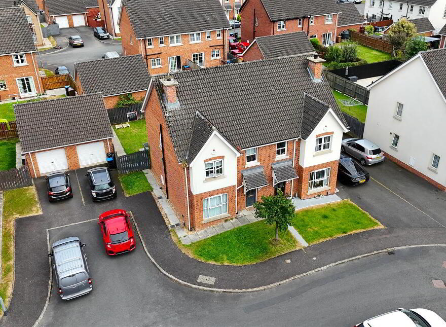 25 Carnbeg Dale, Antrim, BT41 4RE