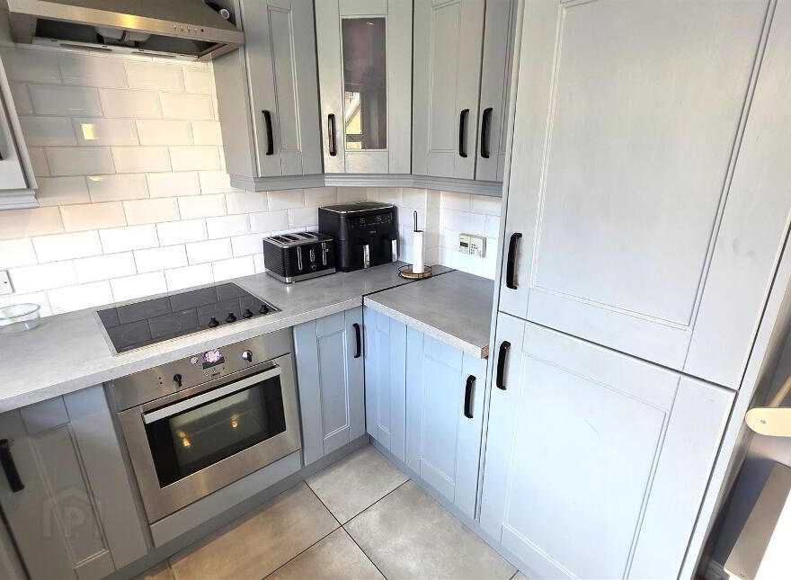 25 Carnbeg Dale, Antrim, BT41 4RE