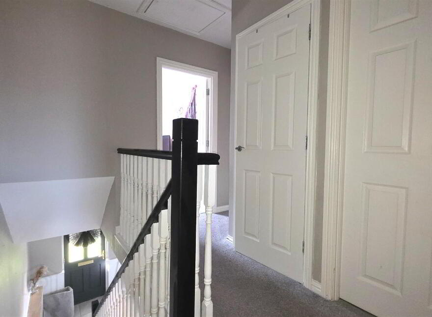 25 Carnbeg Dale, Antrim, BT41 4RE