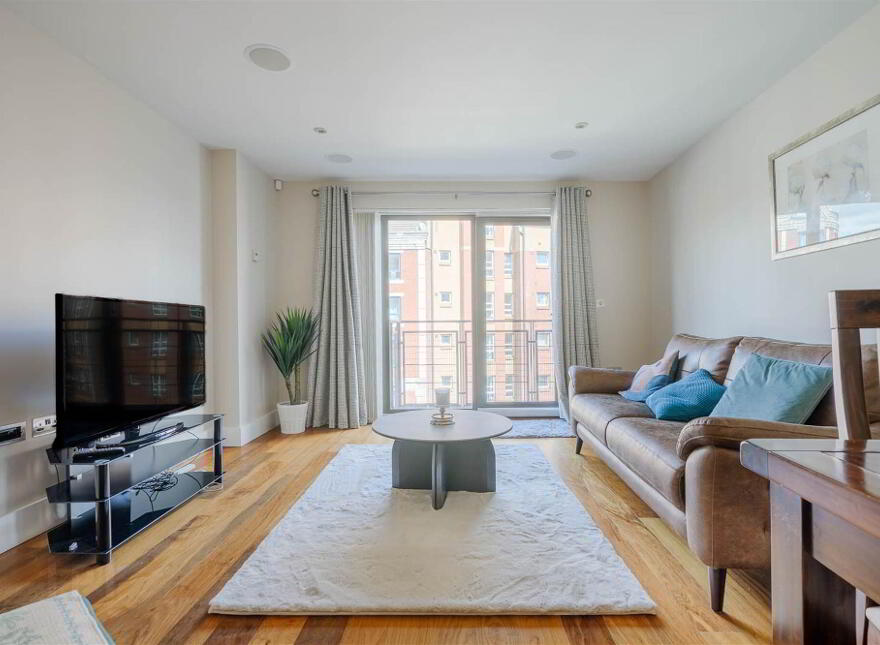 Apt 11 Custom House Square, 2 Ulster Street, Belfast, BT1 3ES